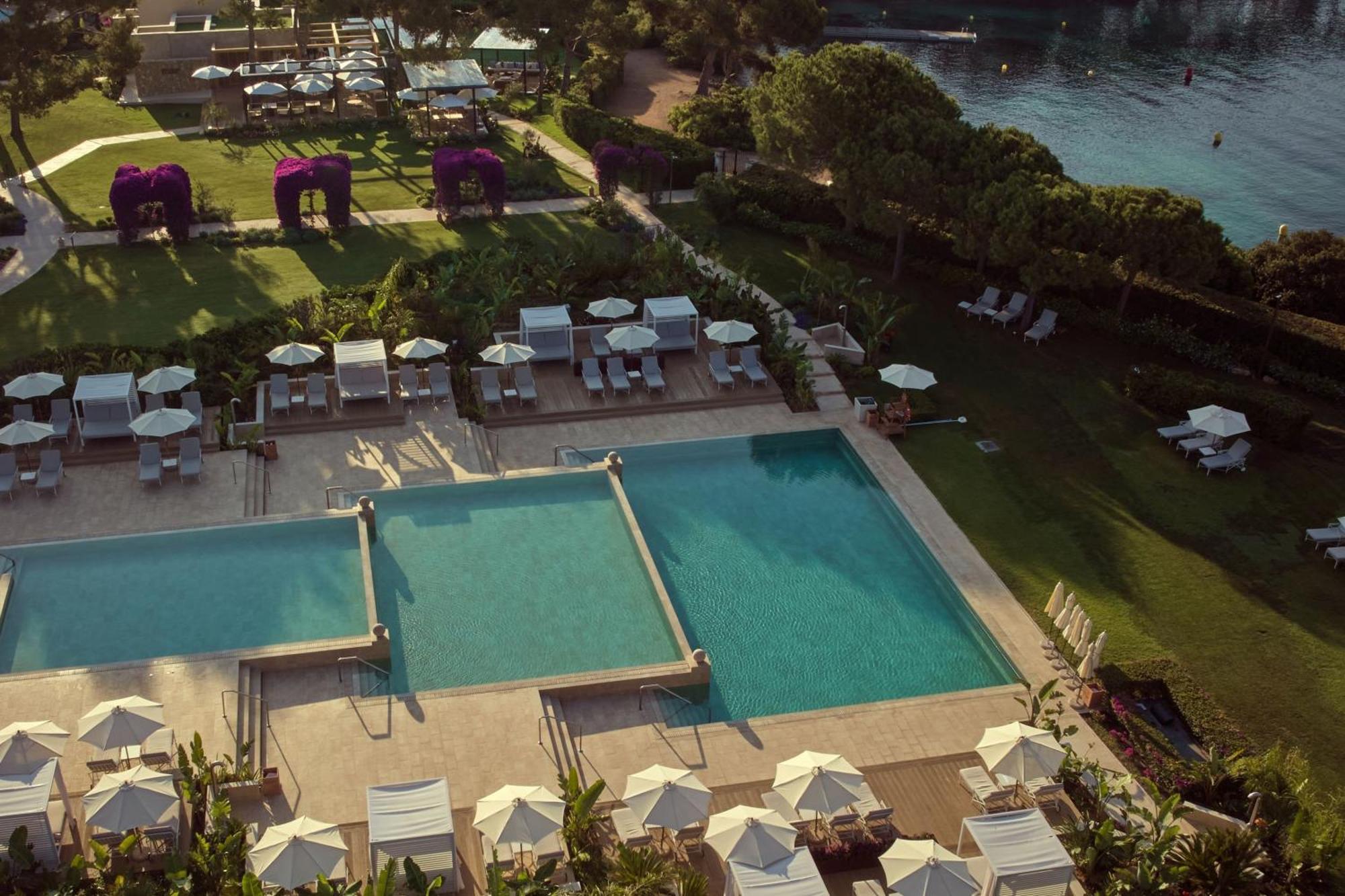 Semesteranläggning (resort) The St. Regis Mardavall Mallorca Palmanova