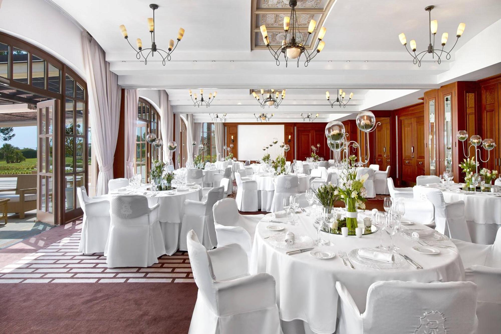 The St. Regis Mardavall Mallorca Semesteranläggning (resort) Palmanova